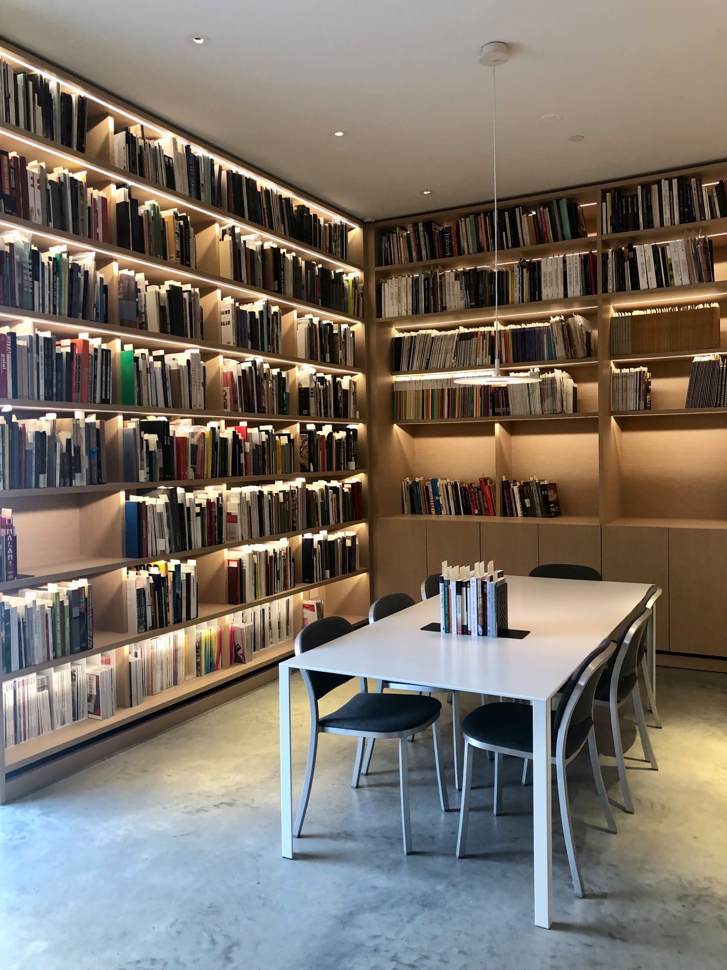 Magazzino Italian Art